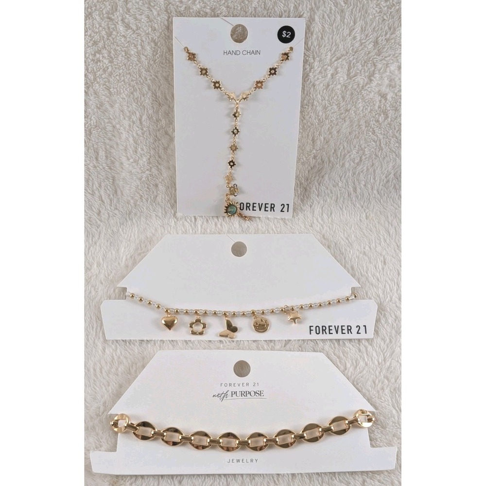Forever 21 Jewelry Lot 2 Necklaces 1 Bracelet Gold Tone‎ Charms Chain New Cards